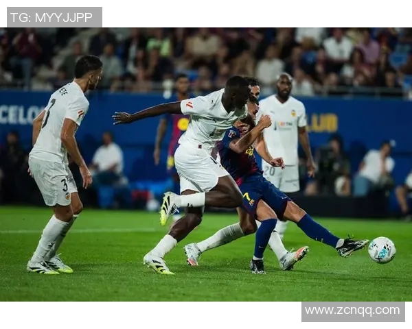 瓦伦西亚新赛季强势引援:两位巴西球员加盟,助力提升球队攻击力和创造力 瓦伦西亚新赛季强势引援:两位巴西球员加盟,助力提升球队攻击力和创造力